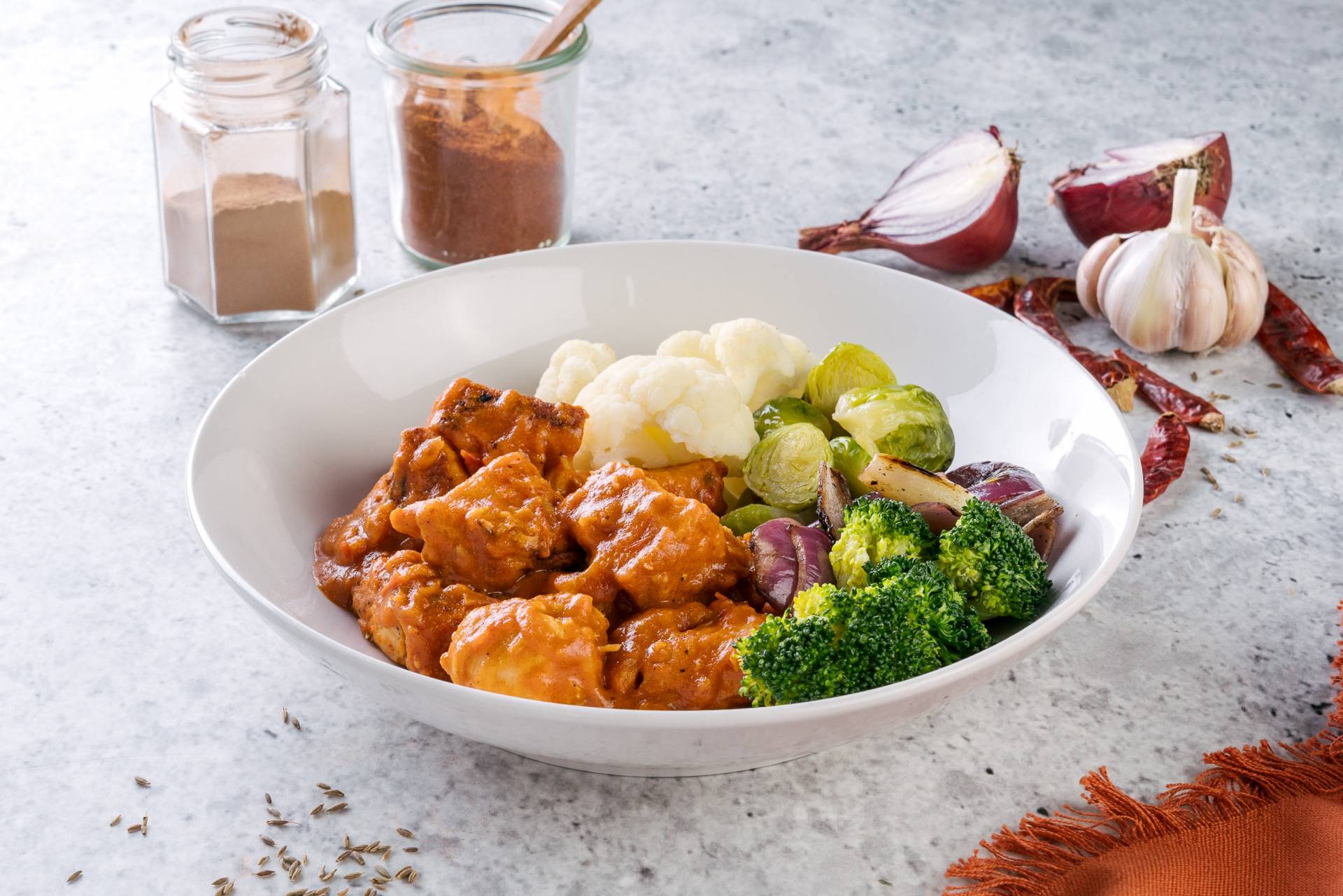 Keto - Chicken Tikka Masala with Grilled Vegetables
