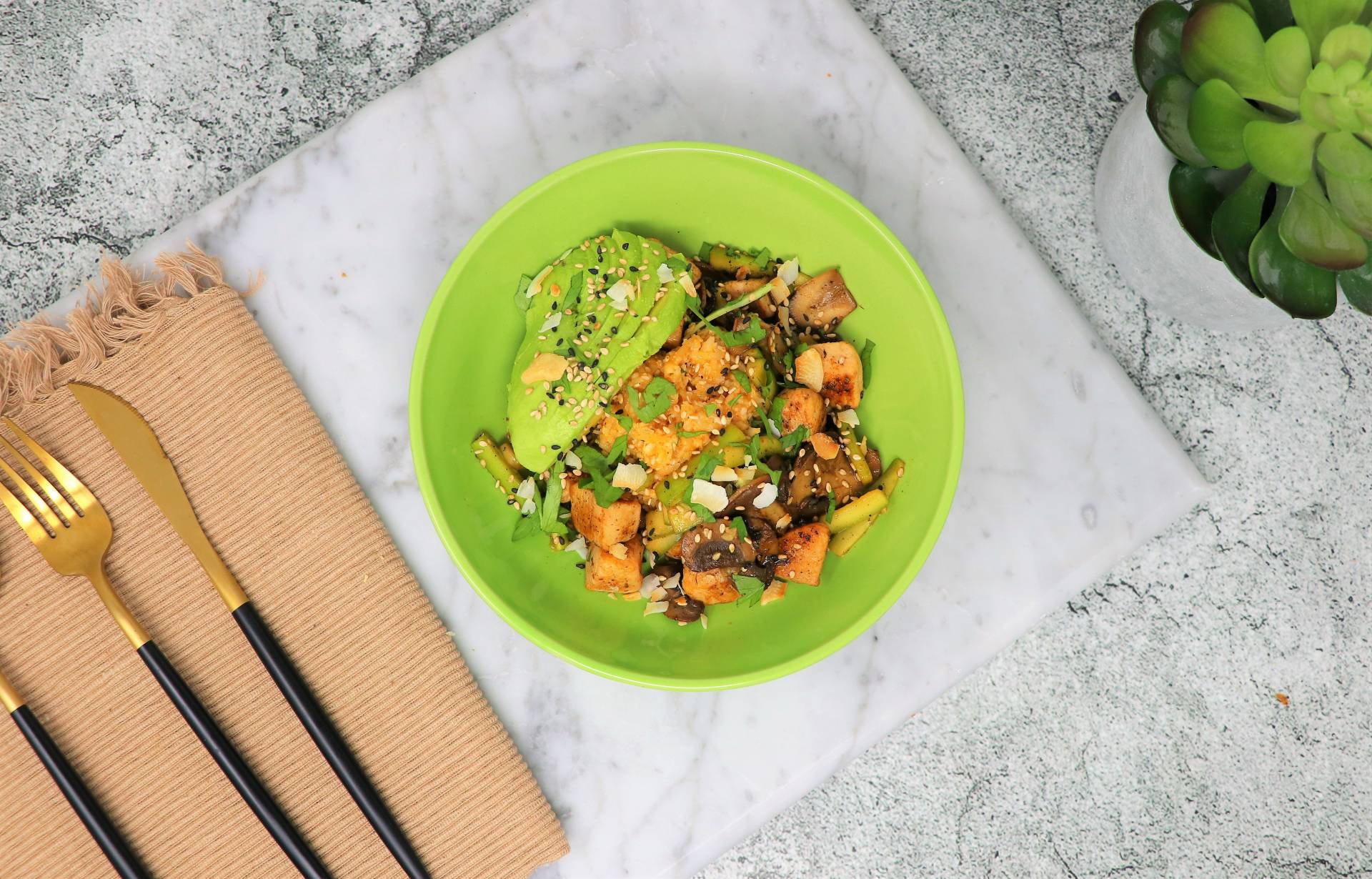 Keto Cauliflower Rice with Chicken, Mushroom and Avocado